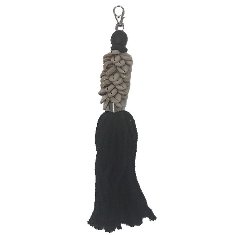 KEYHOLDER BLACK WITH SHELL