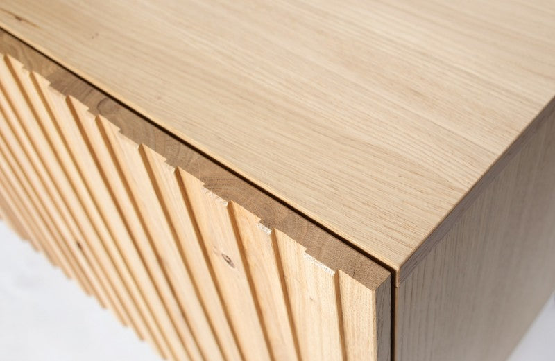 MEDIABOARD NATURAL OAK