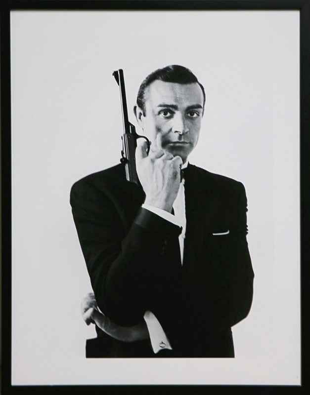 FRAME JAMES BOND WITH A GUN