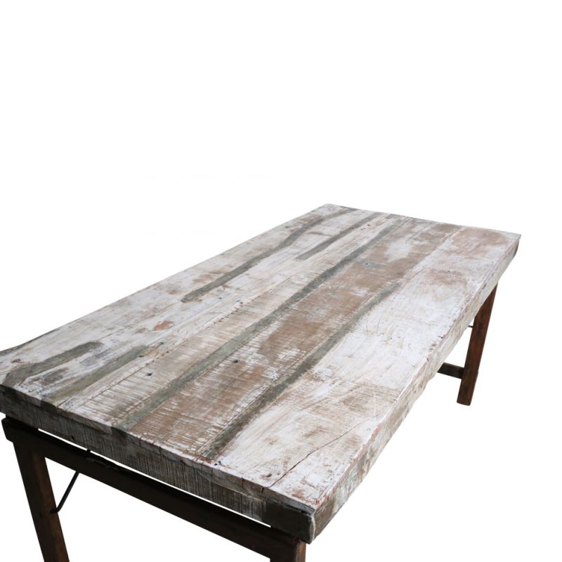 MARKET FOLDING DINING TABLE